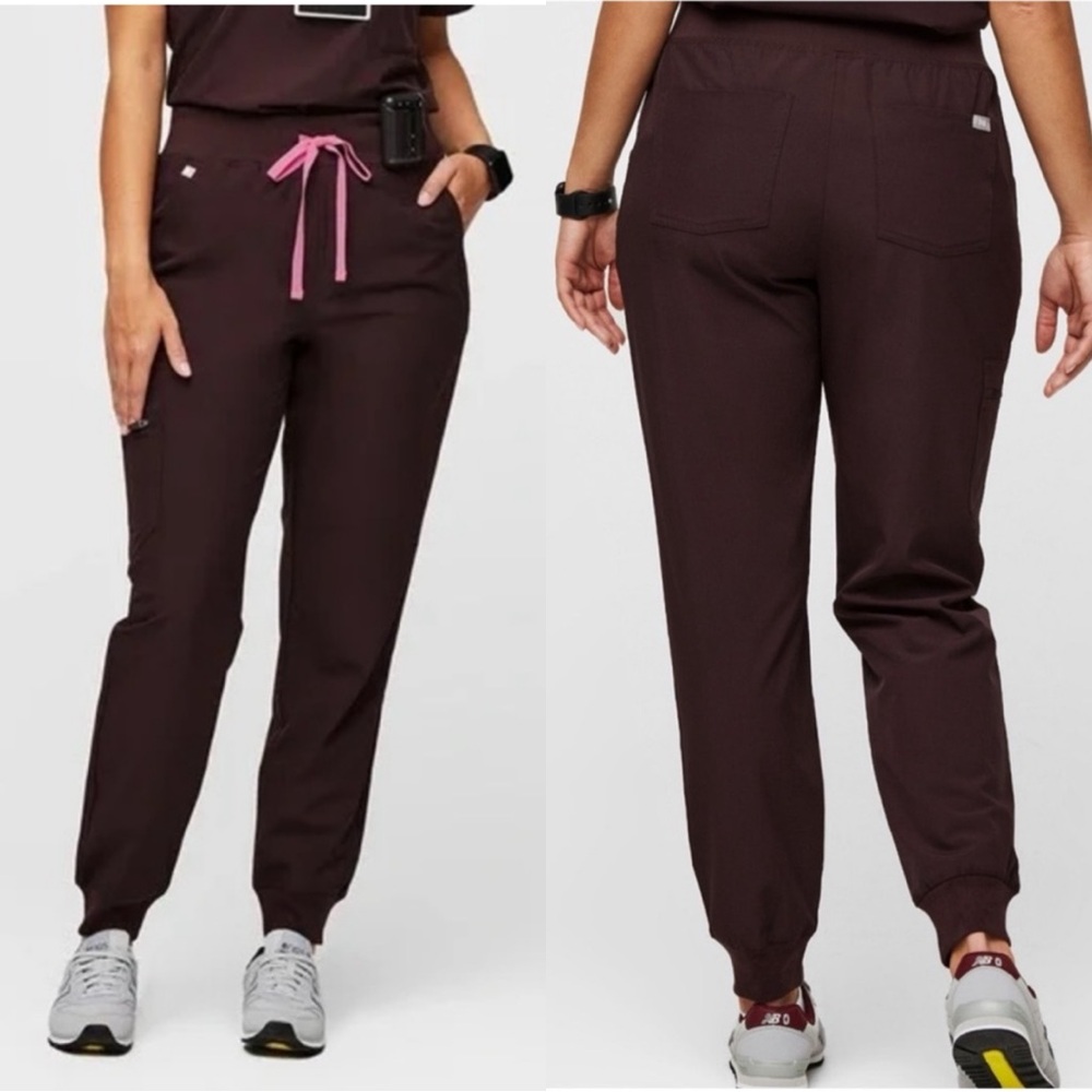 Figs Women's Jogger Scrub Pants in dark fig with Pink Drawstring Zamora top